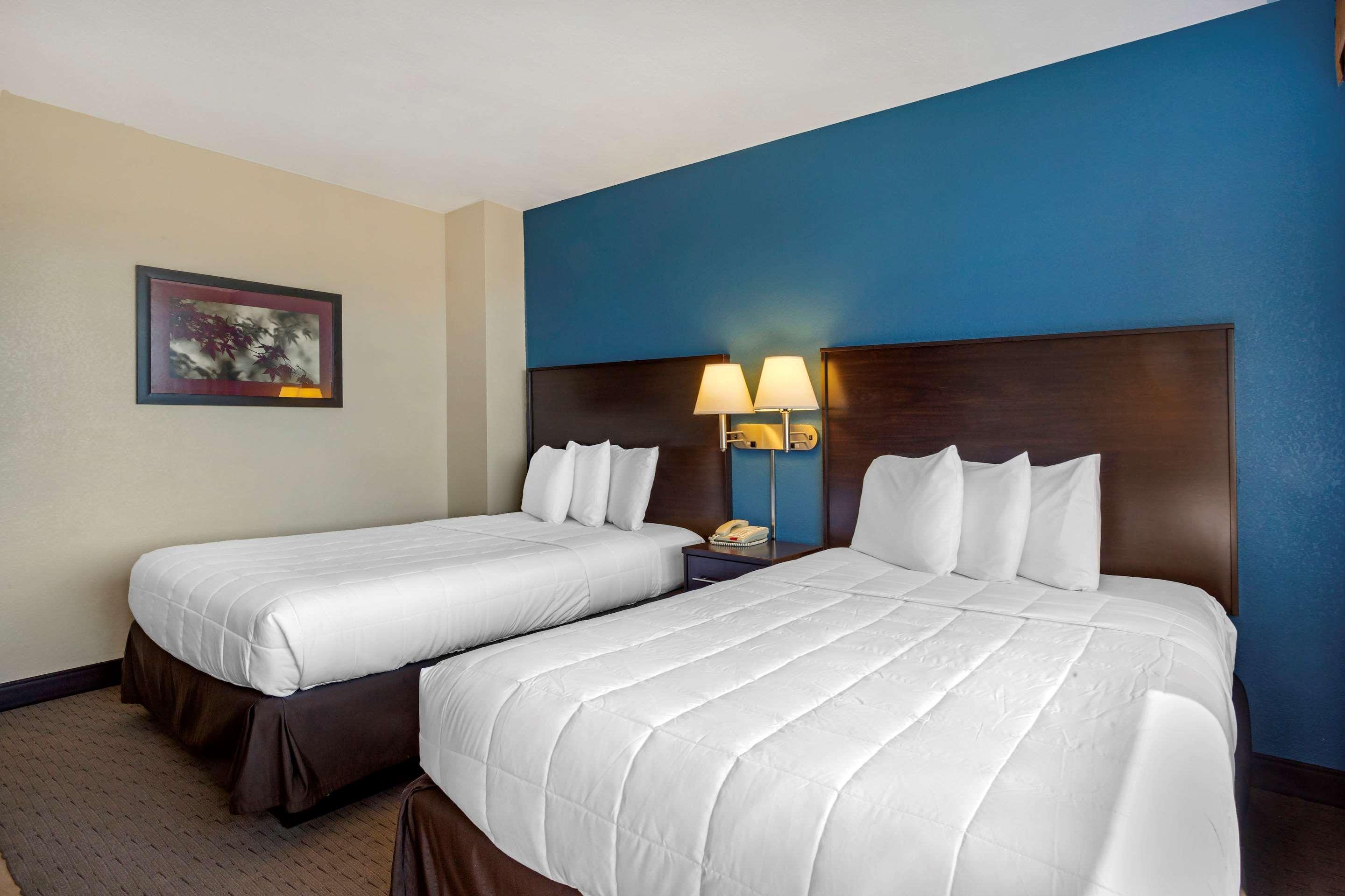 The Capitol Hotel Hartford Exterior foto